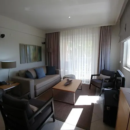 דירה Kusadasi Golf &