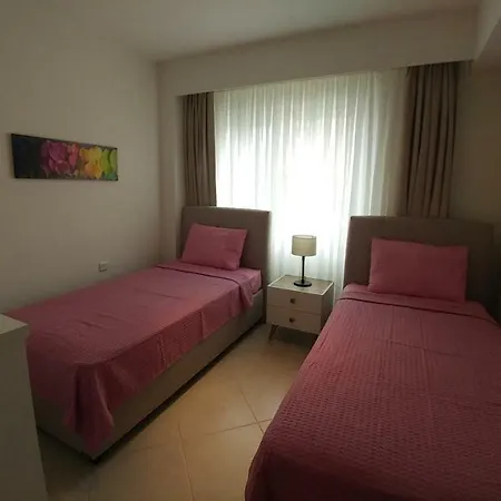 Kusadasi Golf & איידן