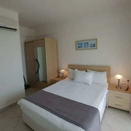 Kusadasi Golf & דירה איידן