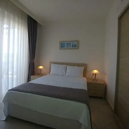דירה Kusadasi Golf &